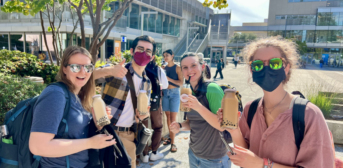 Transfer students with their boba during our National Transfer Student Week boba social
